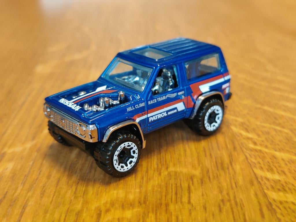Hot Wheels Nissan Patrol Custom BLAUW, Ophalen of Verzenden, Auto