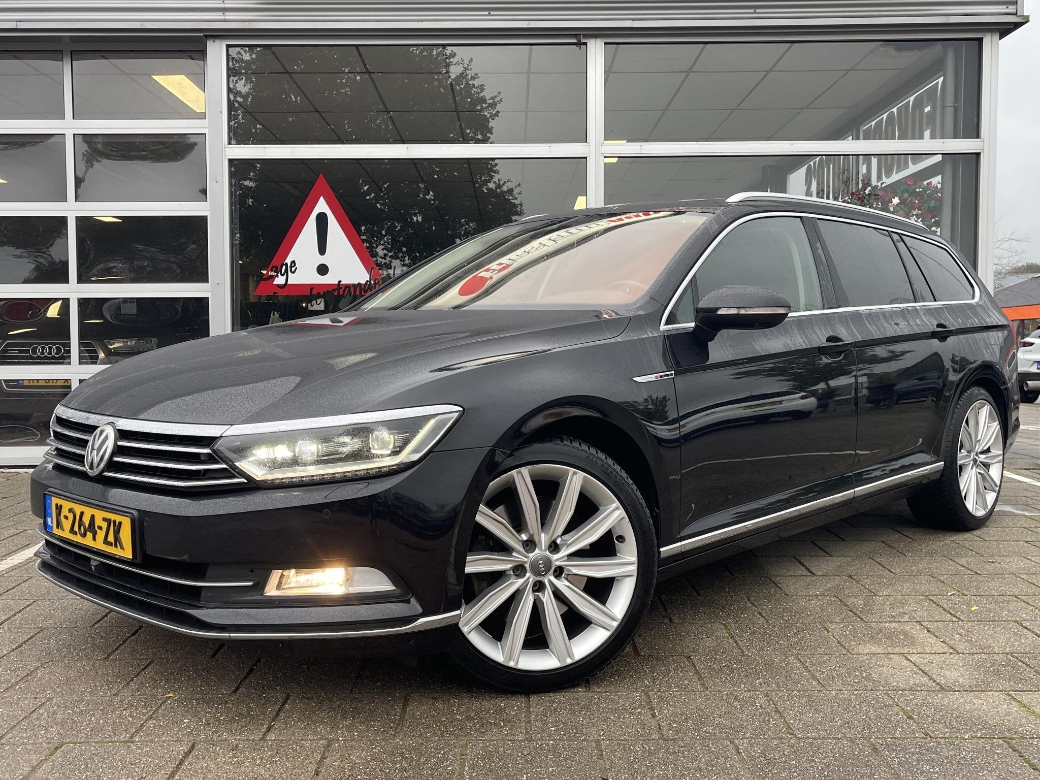 Volkswagen Passat Variant 2.0 BiTDI 4Motion Highline /Automa, Automaat, Gebruikt, 4 cilinders, Met garantie (alle)