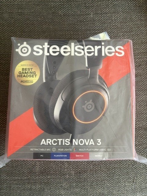 Steelseries,  Arctis Nova 3 headset ( PS  / Xbox / PC ), Computers en Software, Headsets, Nieuw, Over-ear, Bedraad, Gaming headset