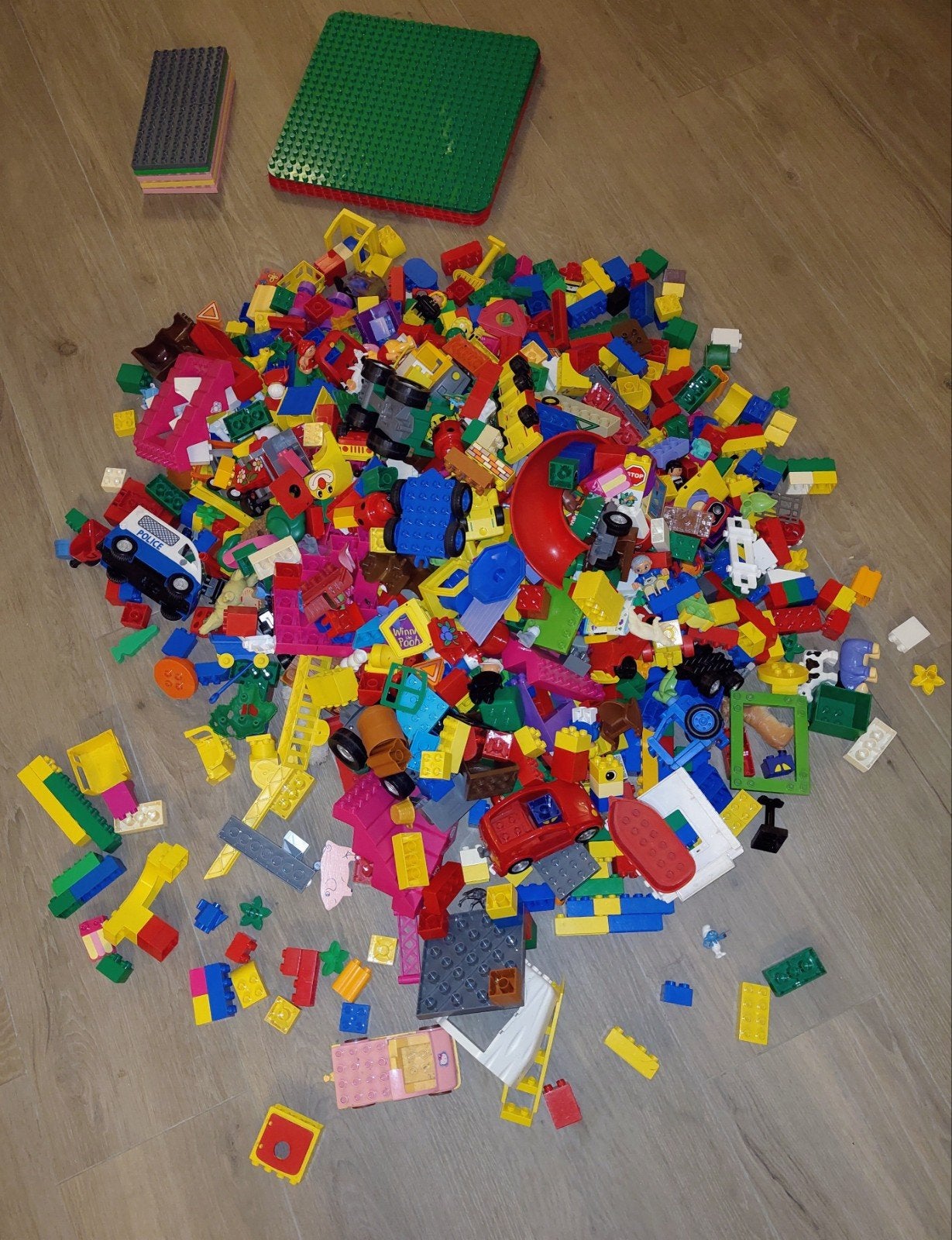 Grote set Lego Duplo: stenen, platen, voertuigen, poppetjes, Gebruikt, Ophalen of Verzenden, Inclusief minifiguren, Duplo
