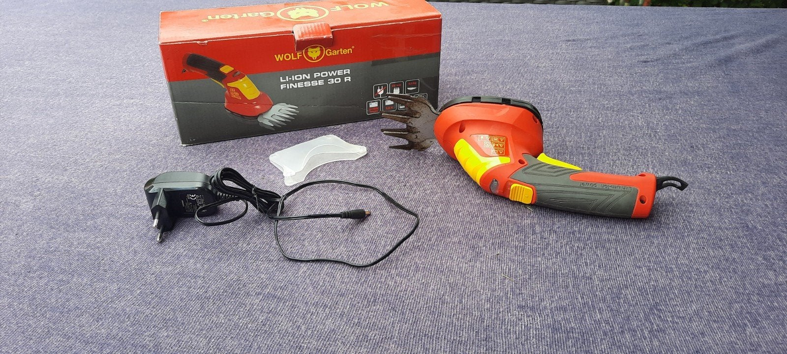 WOLF-Garten LI-ION POWER FINESSE 30 R Oplaadbare Grasschaar, Cirkelmaaier, WOLF-Garten, Minder dan 30 cm, Accu-grasmaaier