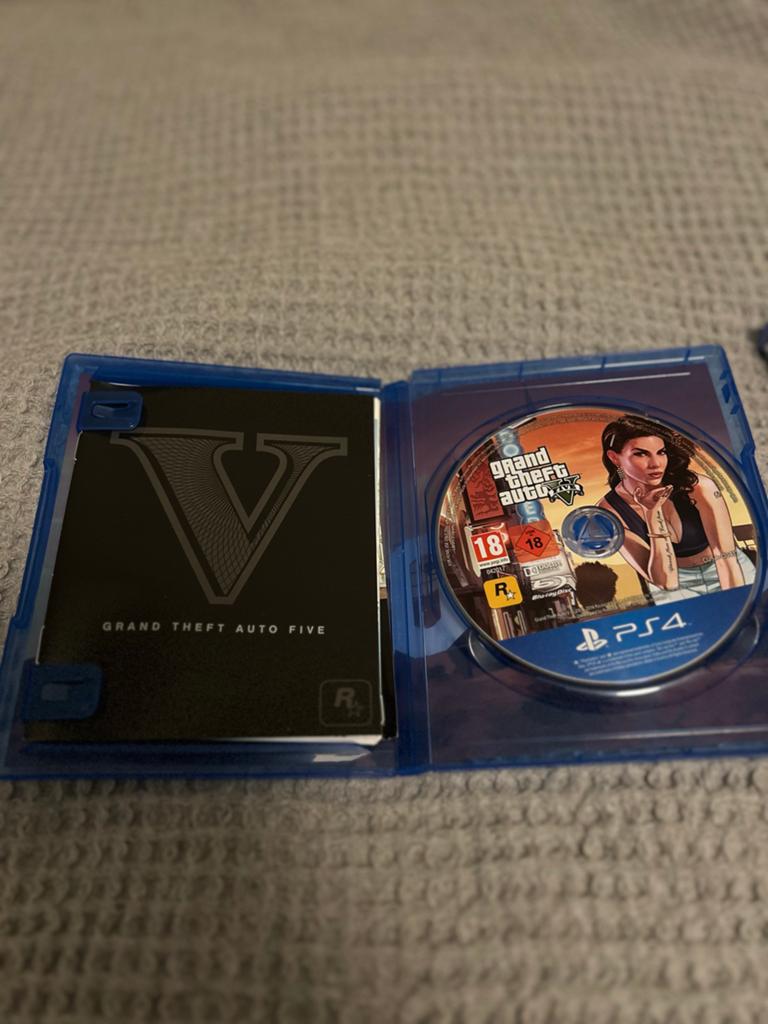 Grand Theft Auto V (GTA 5) PS4 - Zo goed als nieuw, Avontuur en Actie, Online, Vanaf 18 jaar, Verzenden