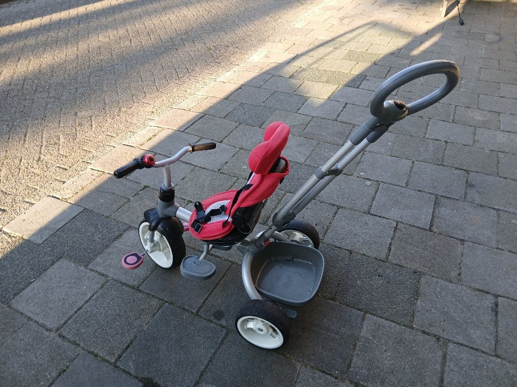 Weinig gebruikte driewieler met duw/stuurstang, Ophalen, Zo goed als nieuw, Terugtraprem, Duwstang