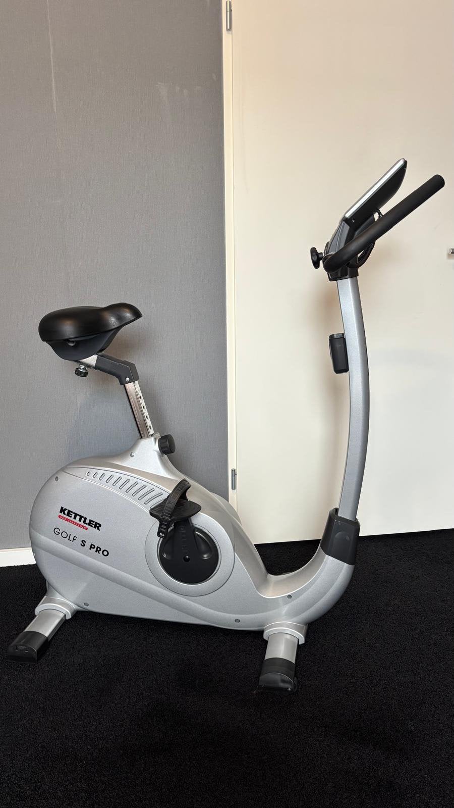 Hometrainer fiets, Sport en Fitness, Ophalen of Verzenden, Zo goed als nieuw, Metaal, Benen