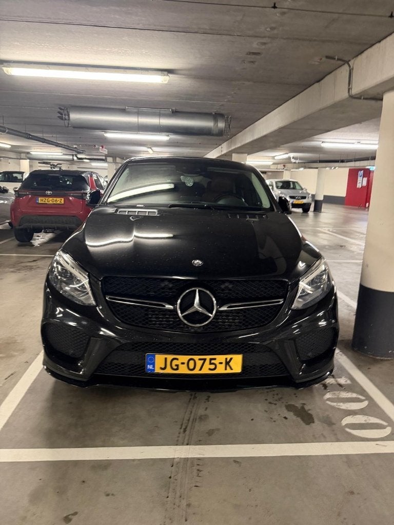 Mercedes-Benz GLE 350d 258pk 4MATIC 9G-TRONIC 2015 Zwart, Auto's, Mercedes-Benz, Automaat, Euro 6, 258 pk, 255 €/maand