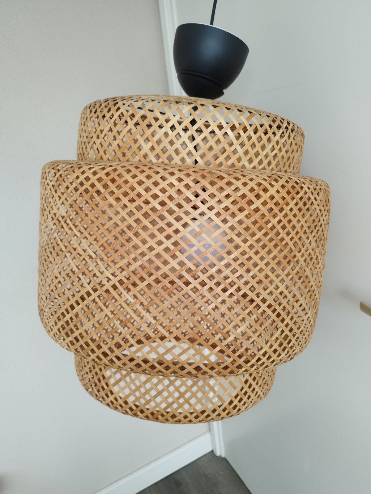 IKEA SINNERLIG Hanglamp bamboe rotan handgemaakt 50 cm, Huis en Inrichting, 50 tot 75 cm, Ophalen of Verzenden, Zo goed als nieuw