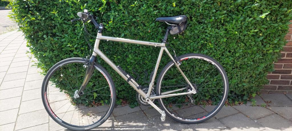 Specialized Sirrus Elite hybride / racefiets (normaal stuur), 28 inch, Gebruikt, Velgrem, Meer dan 20 versnellingen