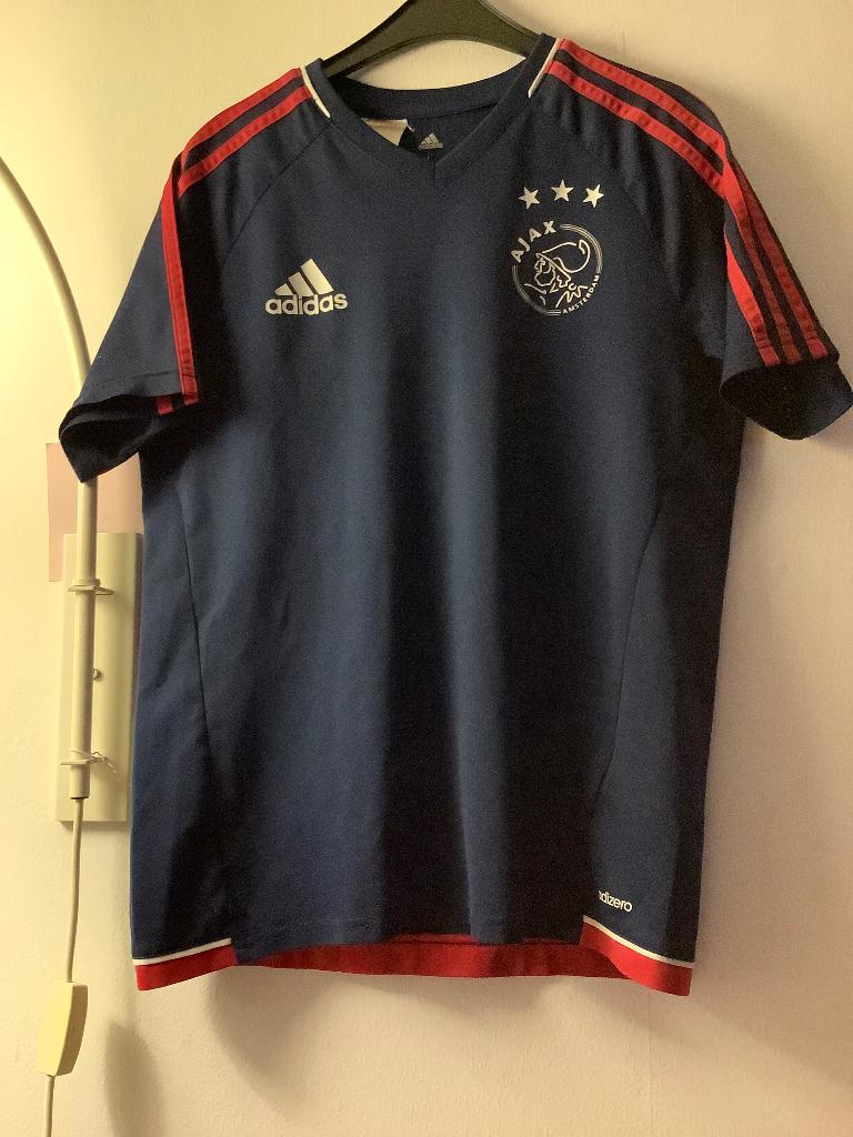 T - shirt Ajax Adidas Blauw maat: L Bieden., Sport en Fitness, Voetbal, Maat L, Ophalen, Gebruikt, Shirt