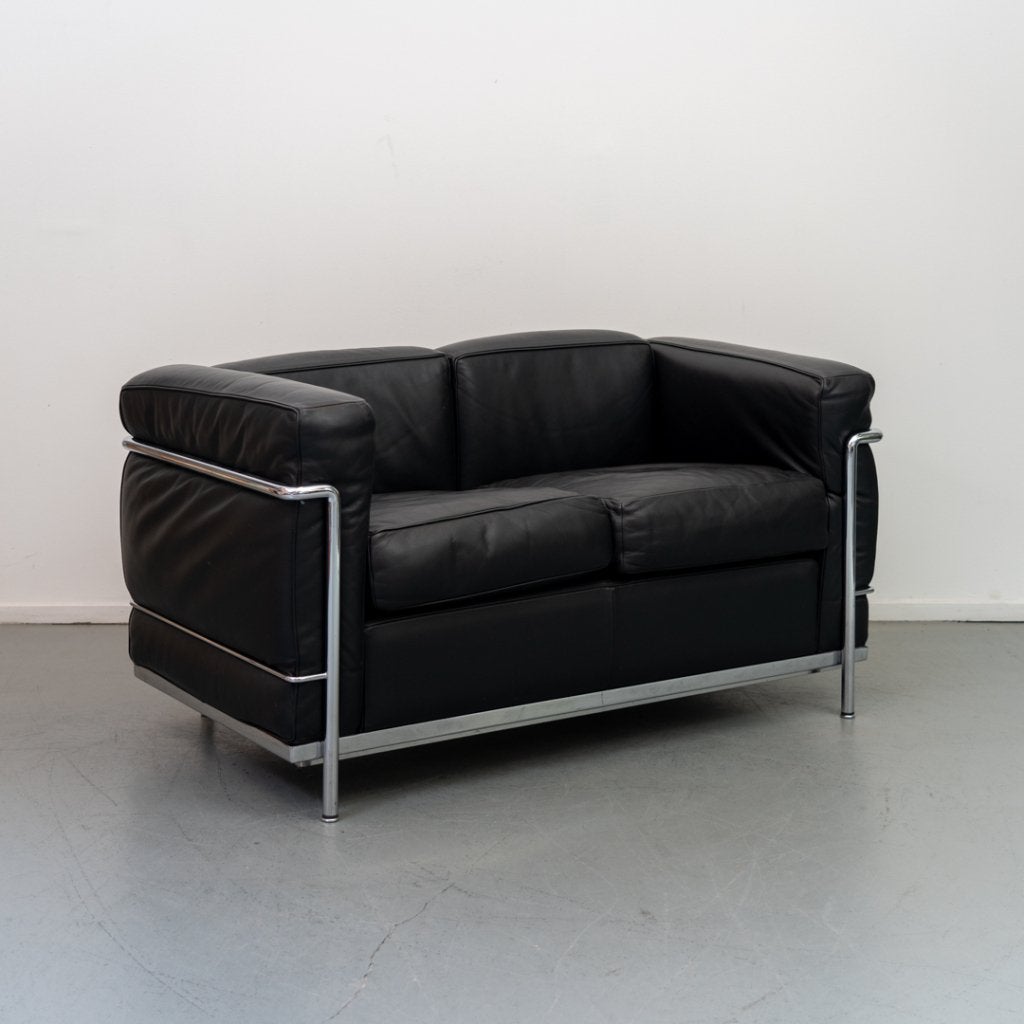 4x Cassina LC2 2-zitsbank Le Corbusier Zwart Leer, Niet ingevuld, Niet ingevuld, 75 tot 100 cm, Ophalen of Verzenden