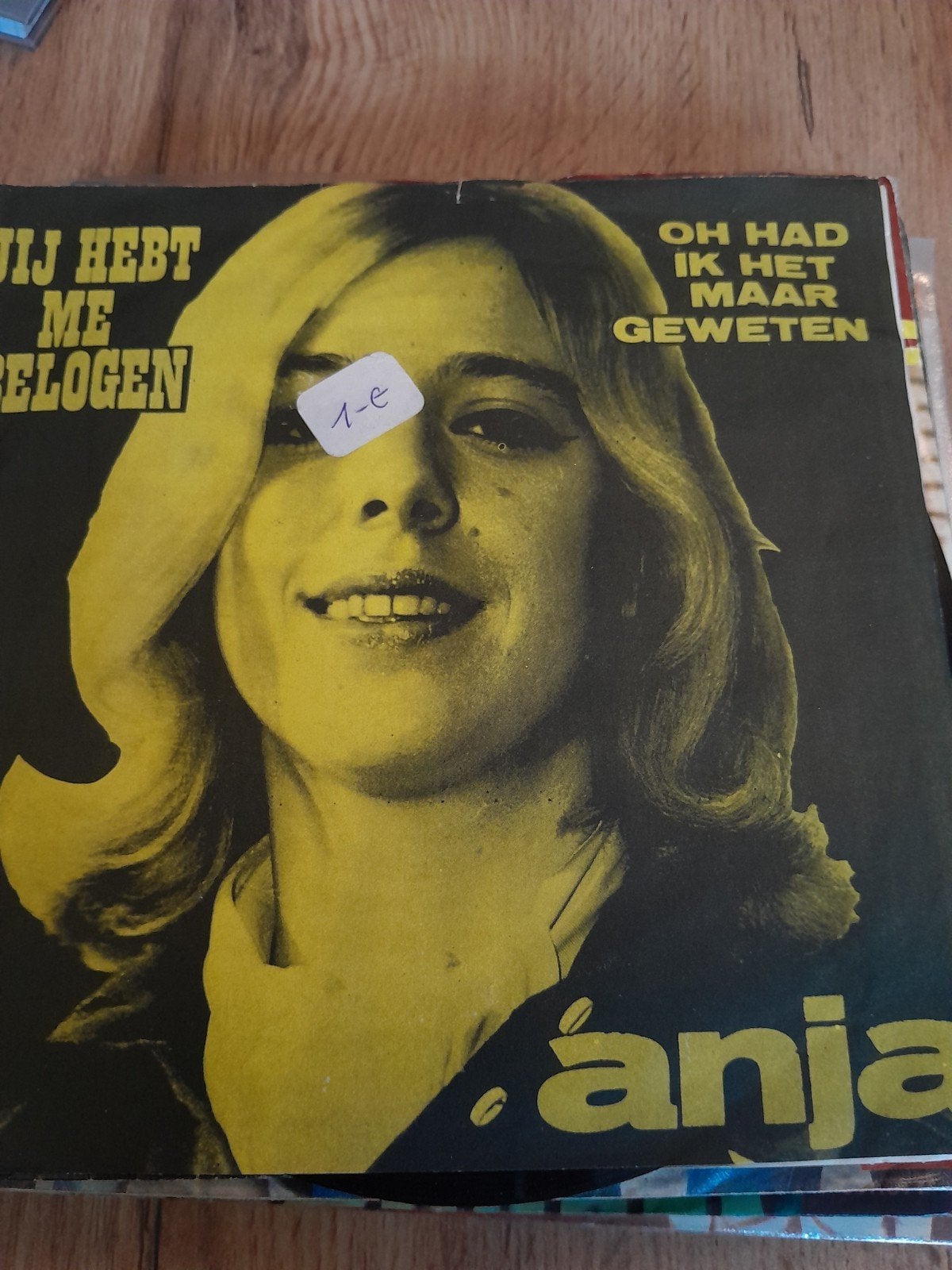 Anja 7 inch jij hebt me belogen, Ophalen of Verzenden, Zo goed als nieuw, Nederlandstalig