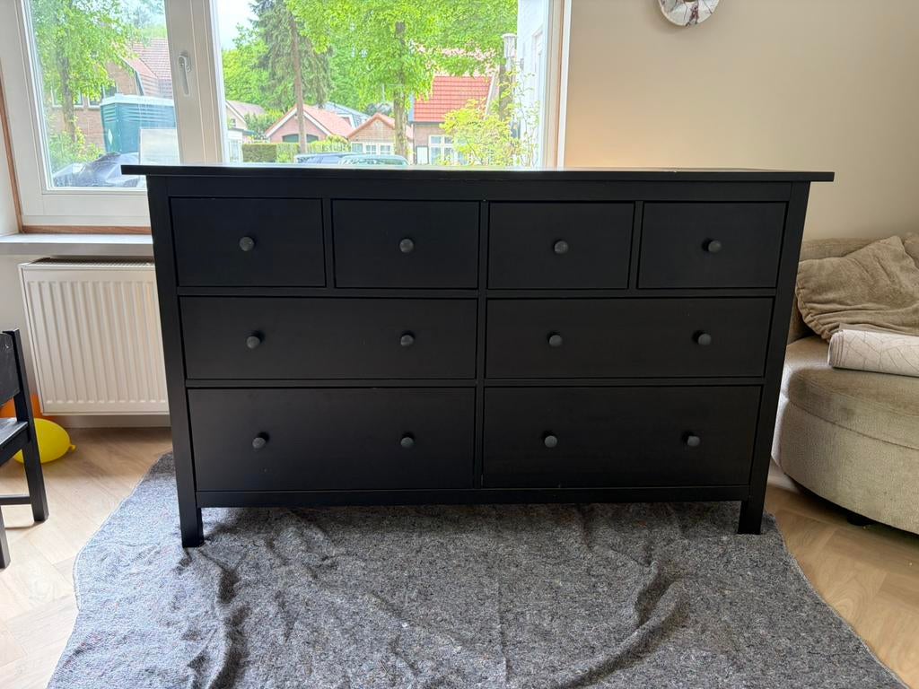 Hemnes ladekast 8 lades ikea moet ZSM WEG, Huis en Inrichting, Kasten | Ladekasten, Gebruikt, 5 laden of meer, 150 tot 200 cm