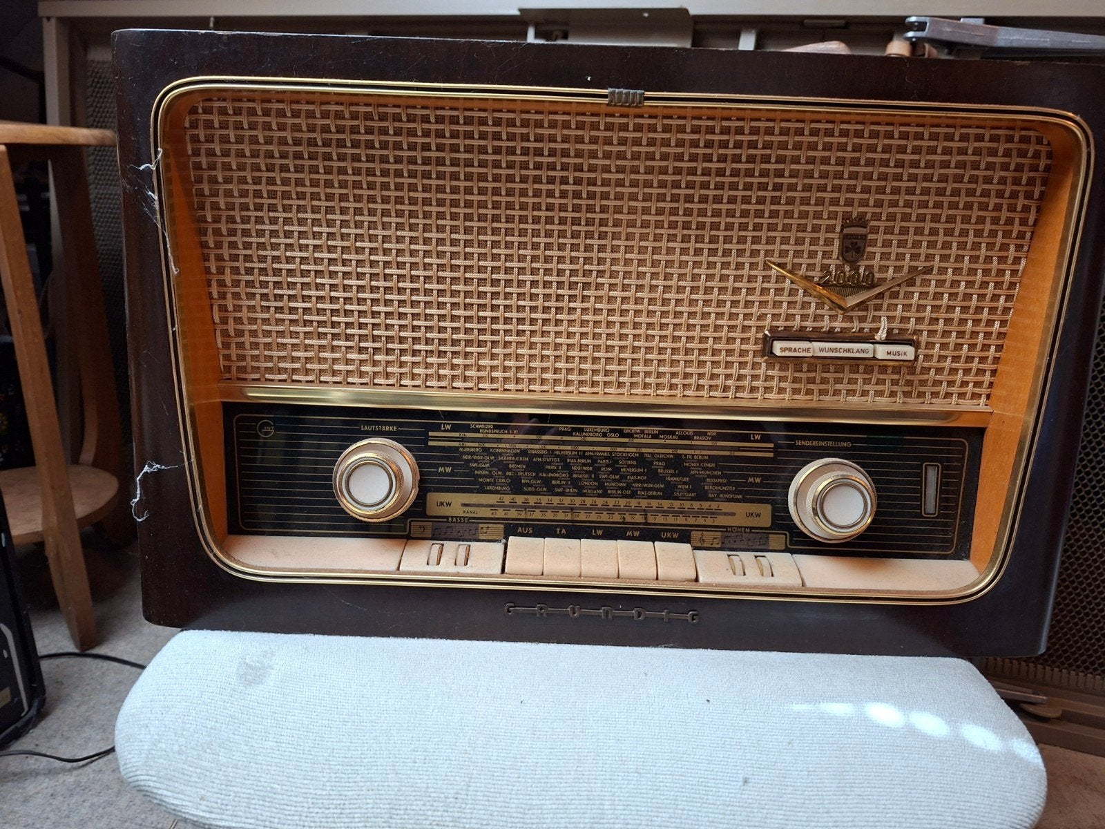 Vintage radio - staat onbekend, Audio, Tv en Foto, Radio's, Ophalen, Niet werkend, Radio