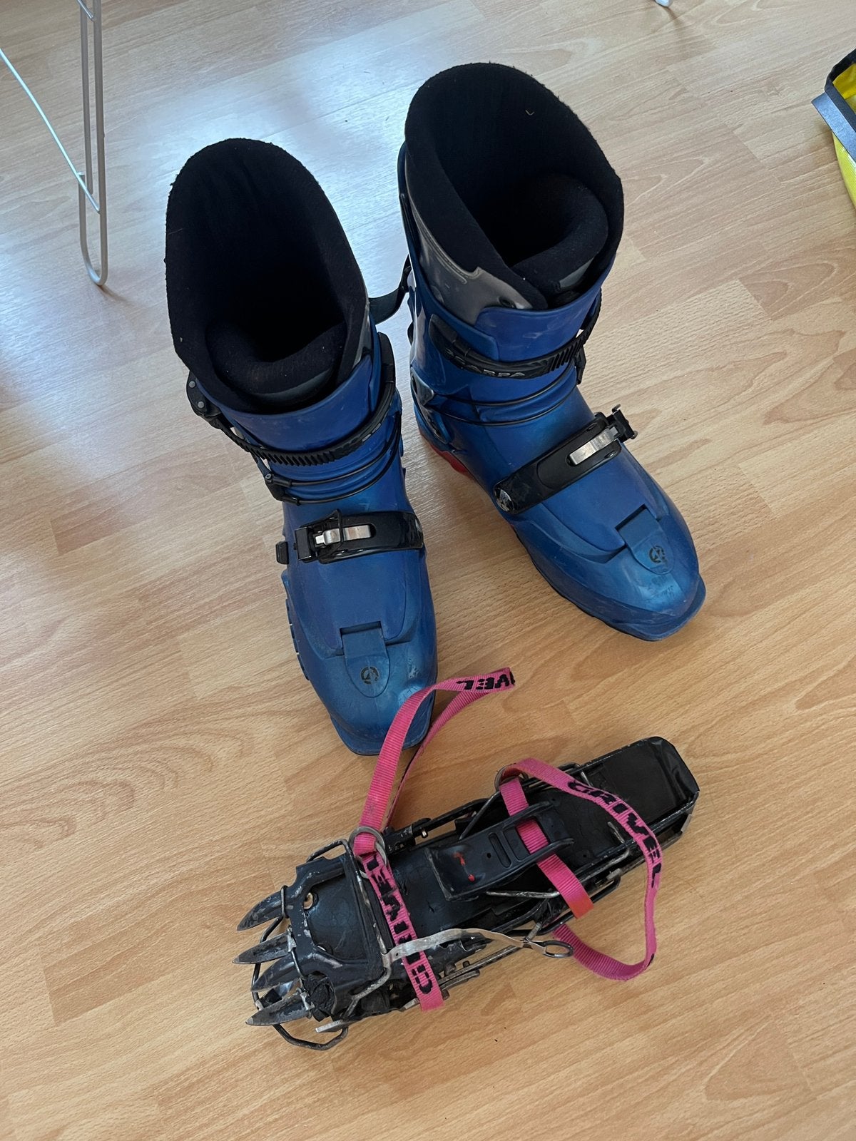 Tourski schoenen SCARPA en stijgijzers, Sport en Fitness, Overige merken, 160 tot 180 cm, Gebruikt, Schoenen