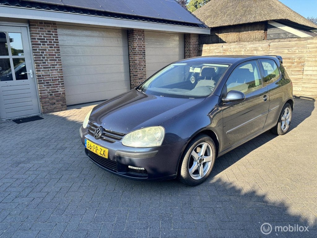 Volkswagen Golf 1.6 FSI Sportline, Auto's, Voorwielaandrijving, Gebruikt, 4 cilinders, Blauw