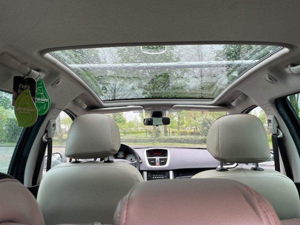 Peugeot 207 1.6 VTI LPG G3 Onderbouw Panorama Dak Trekhaak E, Voorwielaandrijving, Gebruikt, Huisgarantie, 4 cilinders
