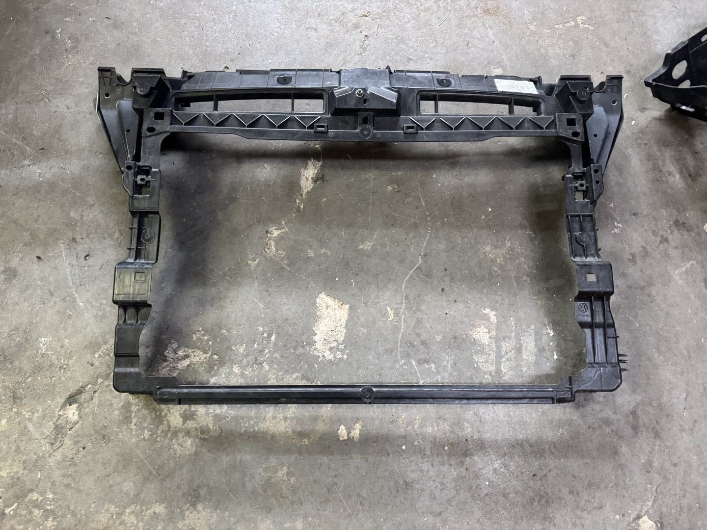 VW T-roc voorfront 2GA805588J, Gebruikt, -, -, Ophalen of Verzenden