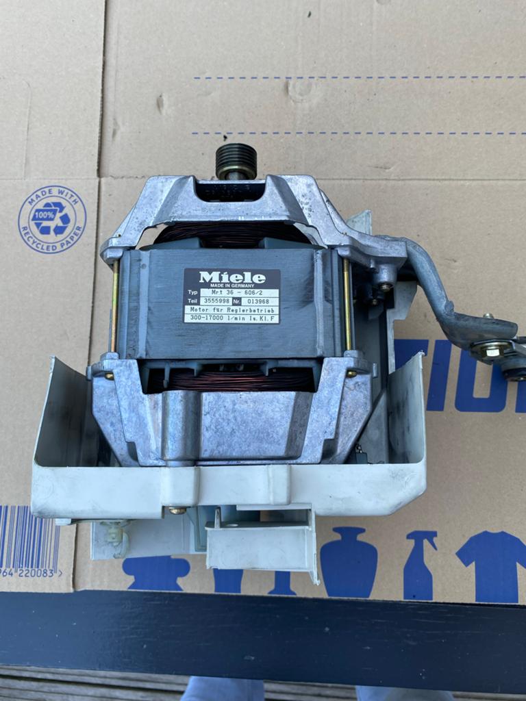 Miele Wasmachine Motor - Type Mrt 36-606/2 3555998 nr 013968, Witgoed en Apparatuur, Onderdelen en Toebehoren, Ophalen of Verzenden