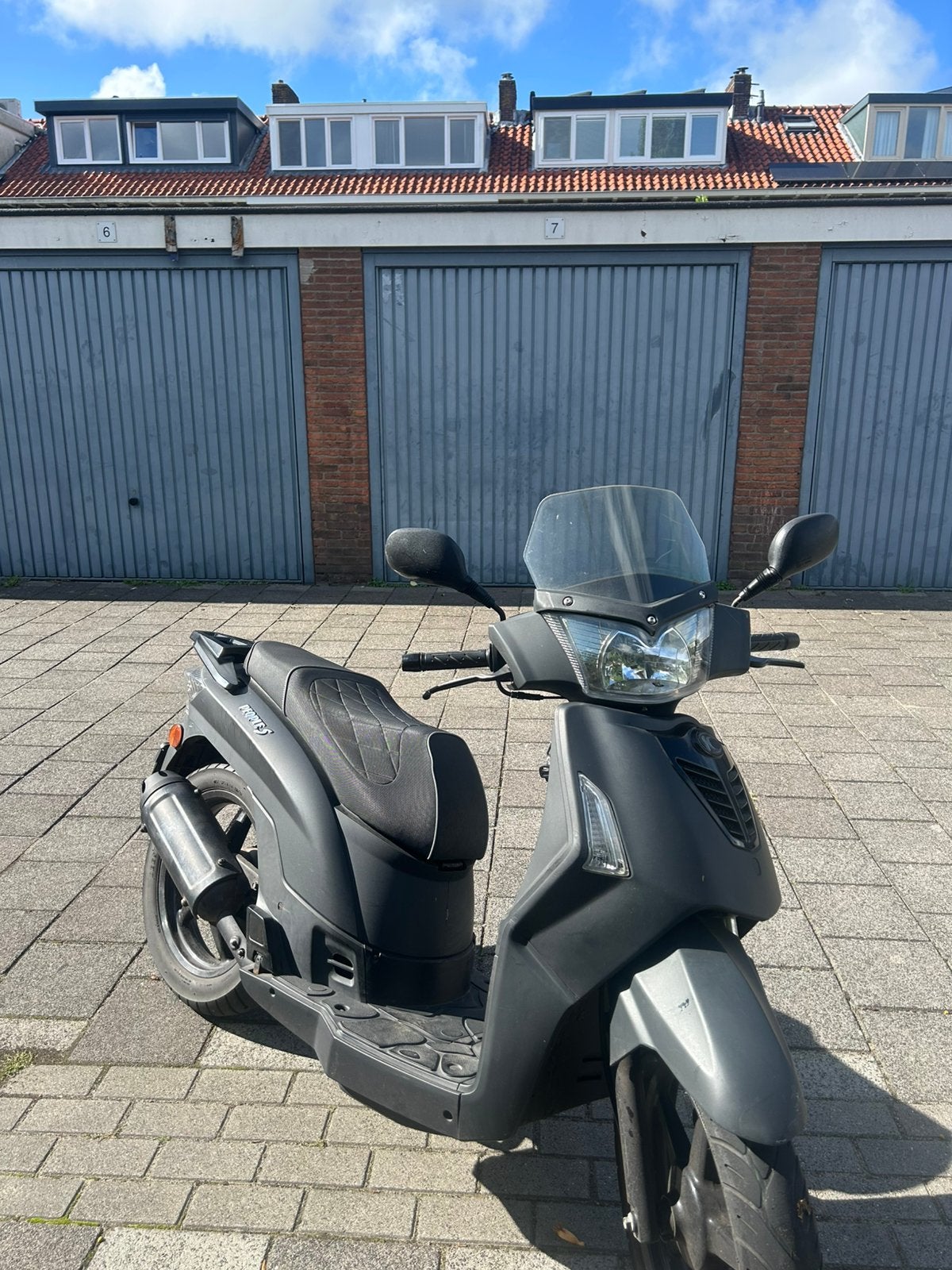 Kymco People S 50cc, Fietsen en Brommers, Ophalen, Gebruikt, Maximaal 45 km/u, People S