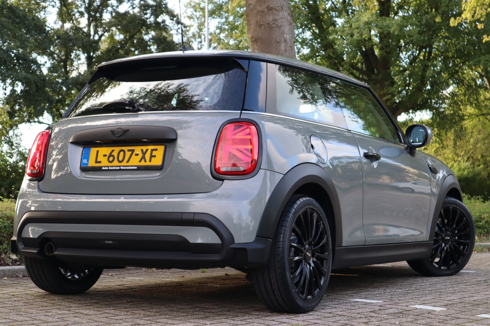 MINI 1.5 One First Essential | Cruise control | DAB |, Voorwielaandrijving, 12 maanden, Gebruikt, Euro 6