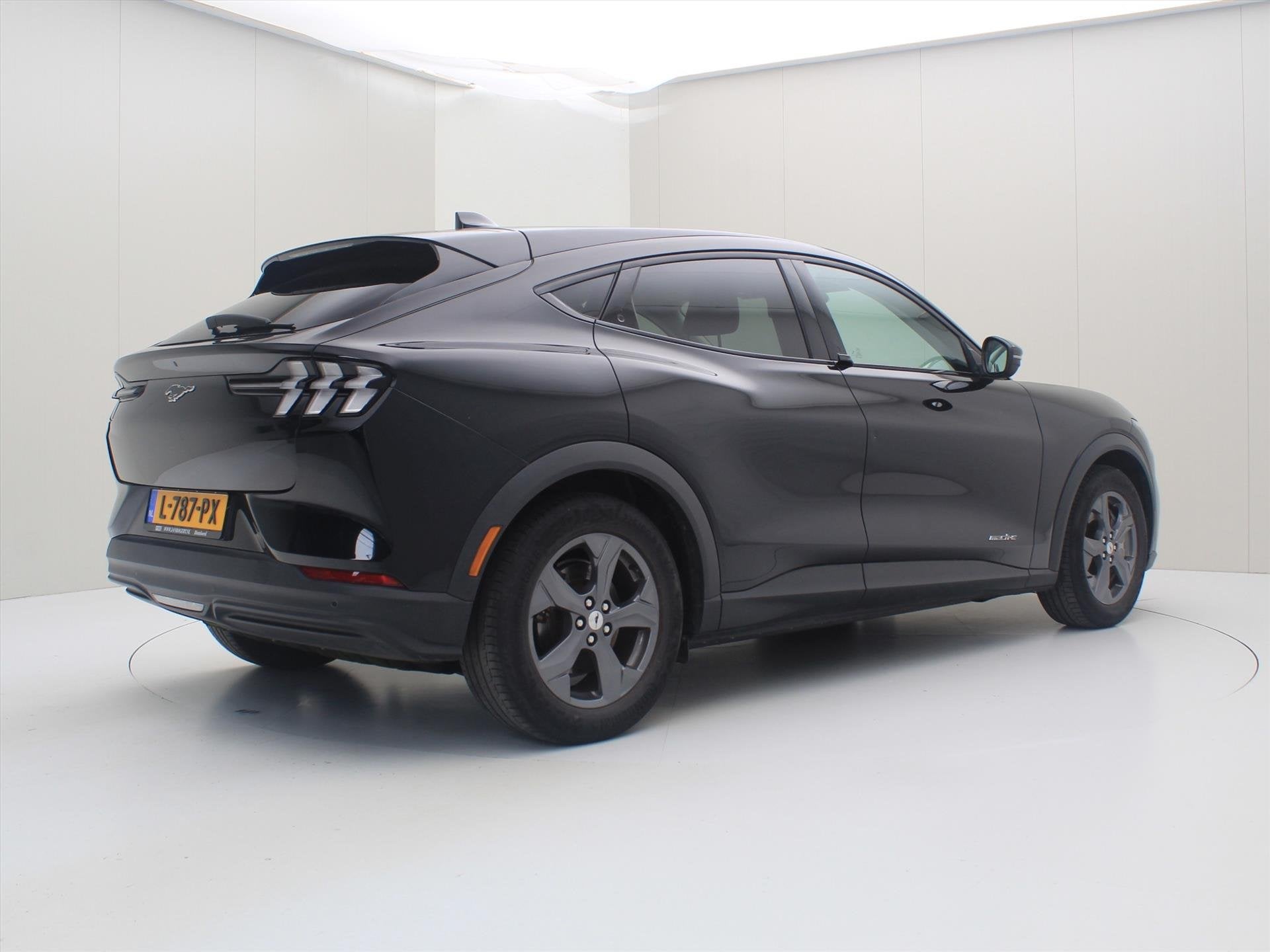 Ford Mustang Mach-E 75kWh 258pk RWD 96% Soh [ LEDER+CARPLAY+, Auto's, Automaat, Adaptive Cruise Control, Gebruikt, 258 pk