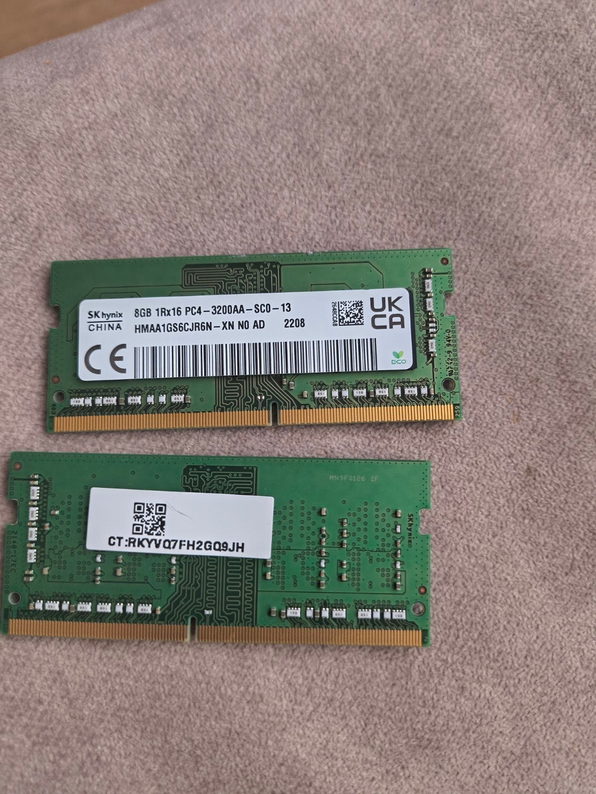 new ddr4, Computers en Software, RAM geheugen, DDR4, Ophalen of Verzenden, Zo goed als nieuw, Desktop