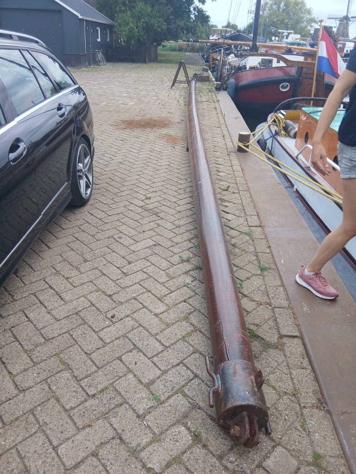 Gratis houten giek voor tjalk of klipper (13 meter), Ophalen, Minder dan 15 m²