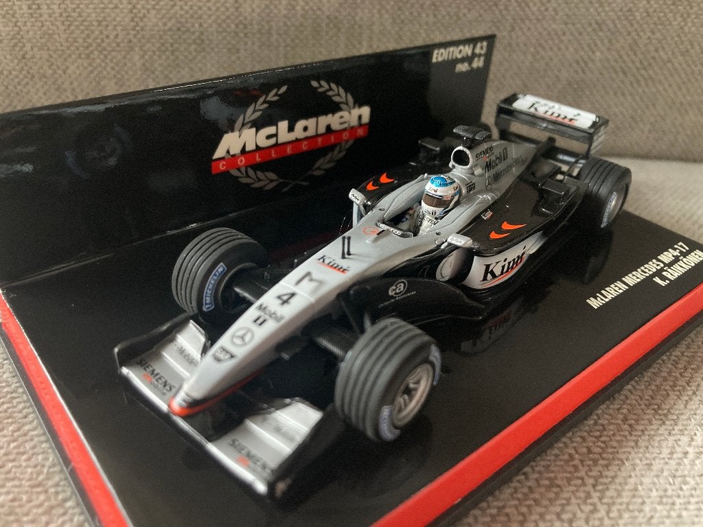 ✅ Kimi Räikkönen 2002 - 2003 1:43 Mclaren Mercedes MP4-17 F1, Ophalen of Verzenden, Nieuw, Formule 1