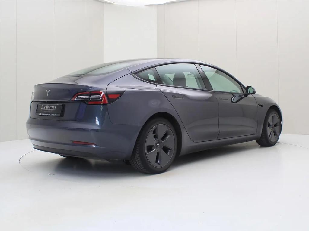 Tesla Model 3 Standard RWD Plus FACELIFT [ WARM € 24.950,0, Automaat, Gebruikt, Sedan, Zilver of Grijs