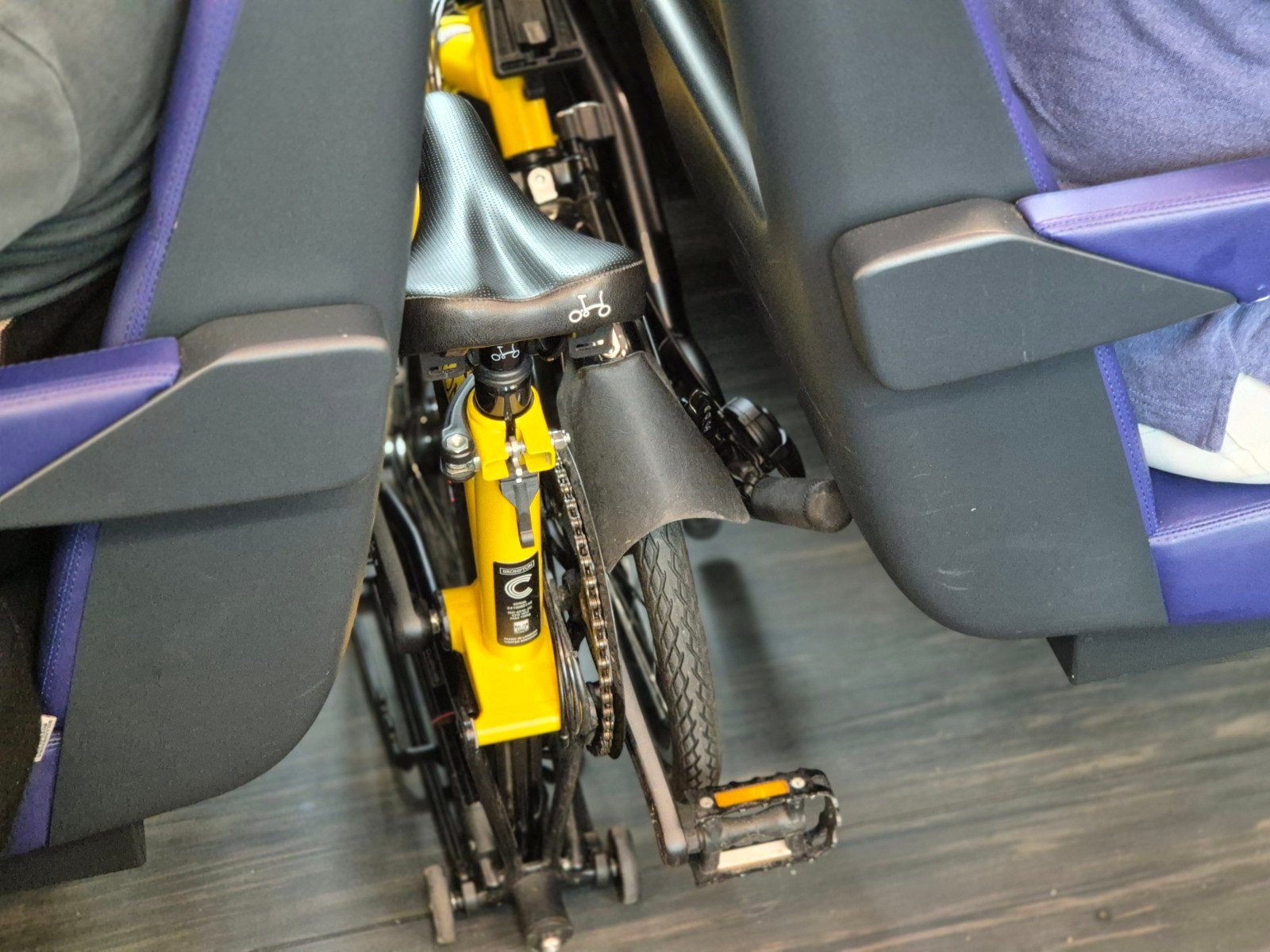 Foto 4 van Brompton C-line M6R Bumblebee Yellow (nov.2024)