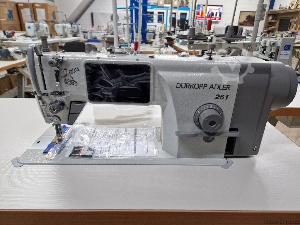 Dürkopp Adler 261 Industriële Naaimachine – Nieuw 4, Nieuw, Naaimachine, Industrieel, Ophalen
