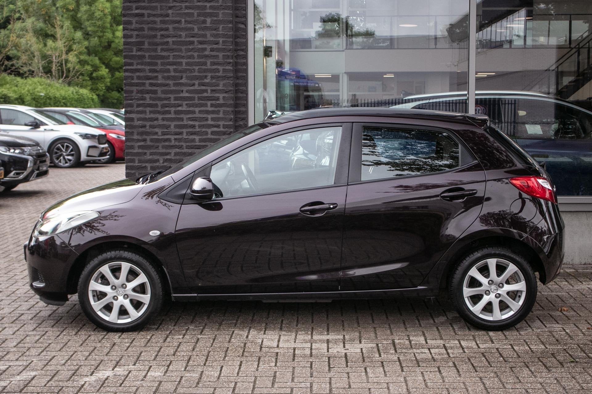 Mazda 2 1.3 S-VT Touring - Airco | Stoelverw | Lichtmetaal |, Voorwielaandrijving, Stof, Gebruikt, 31 €/maand