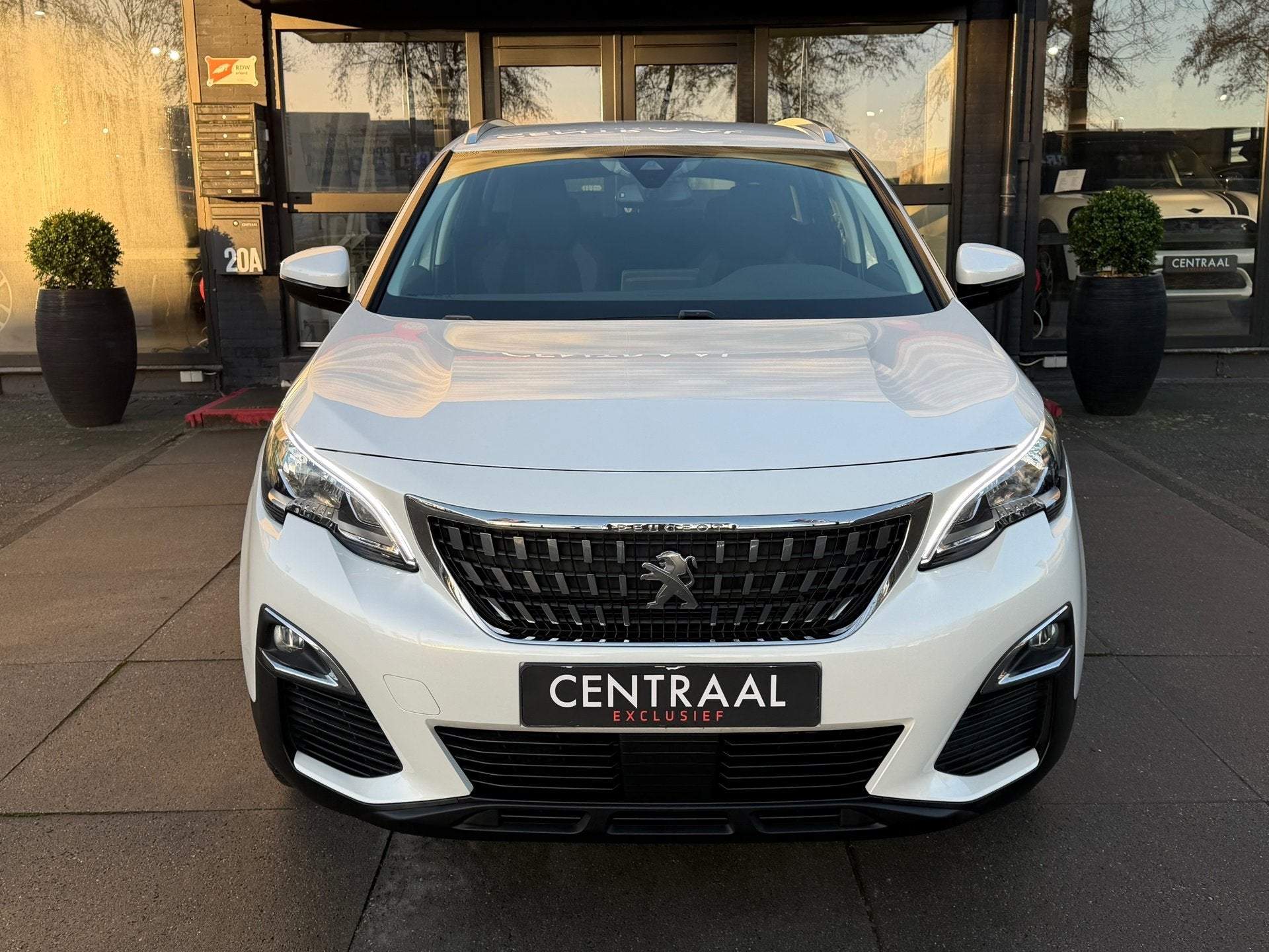 Peugeot 3008 1.2 PureTech Crossway Camera|131PK|CruisC.|Stoe, Voorwielaandrijving, Parkeersensor, Gebruikt, 1199 cc