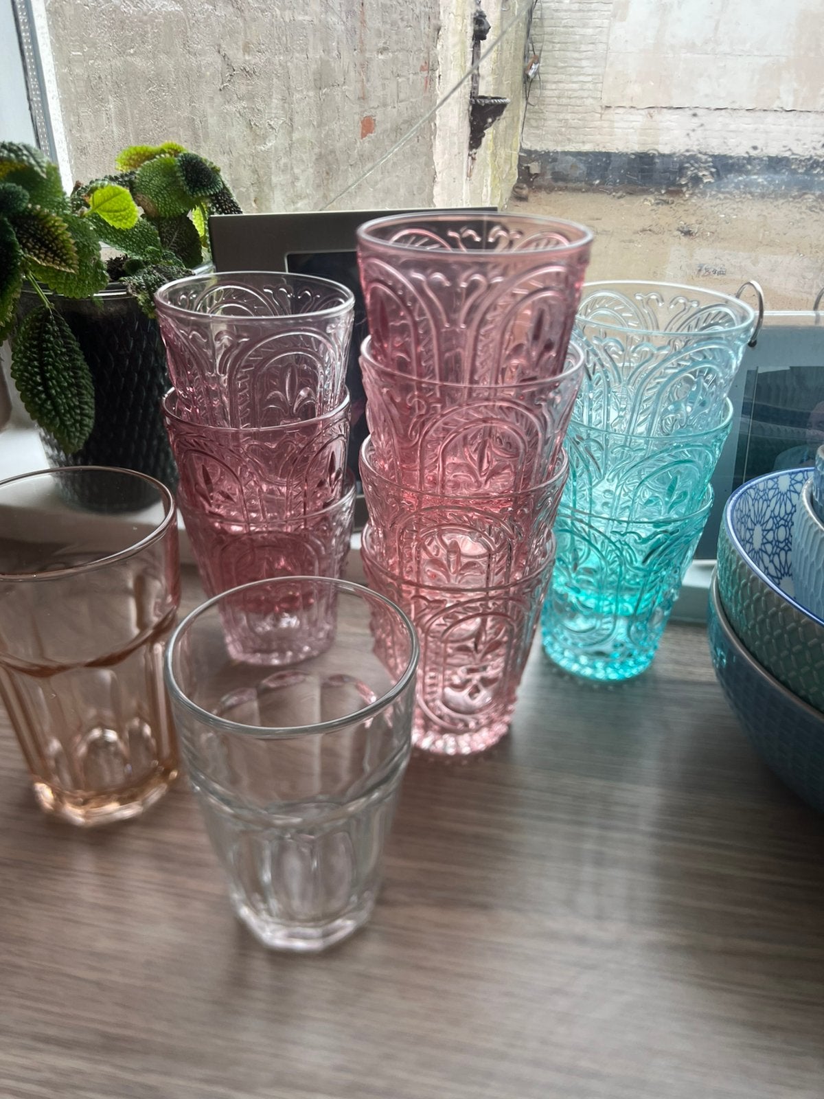 Servies, glazen, kopjes, borden bakjes, theemokken, Overige typen, Ophalen of Verzenden, Overige stijlen, Glas