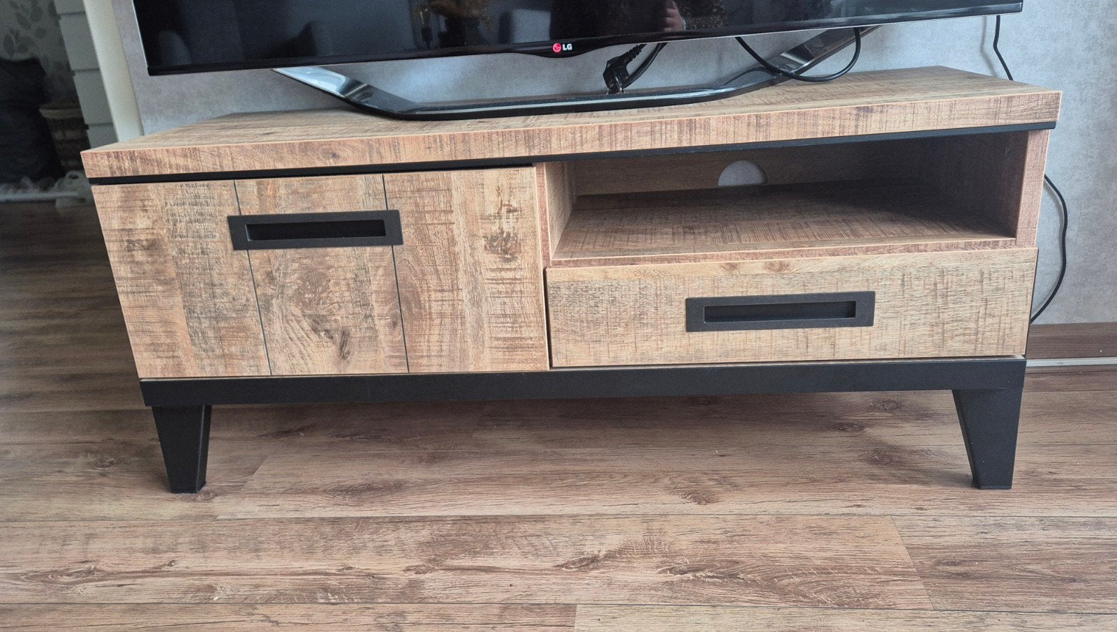 mooie meubel set, Ophalen, Zo goed als nieuw, 25 tot 50 cm, 100 tot 150 cm