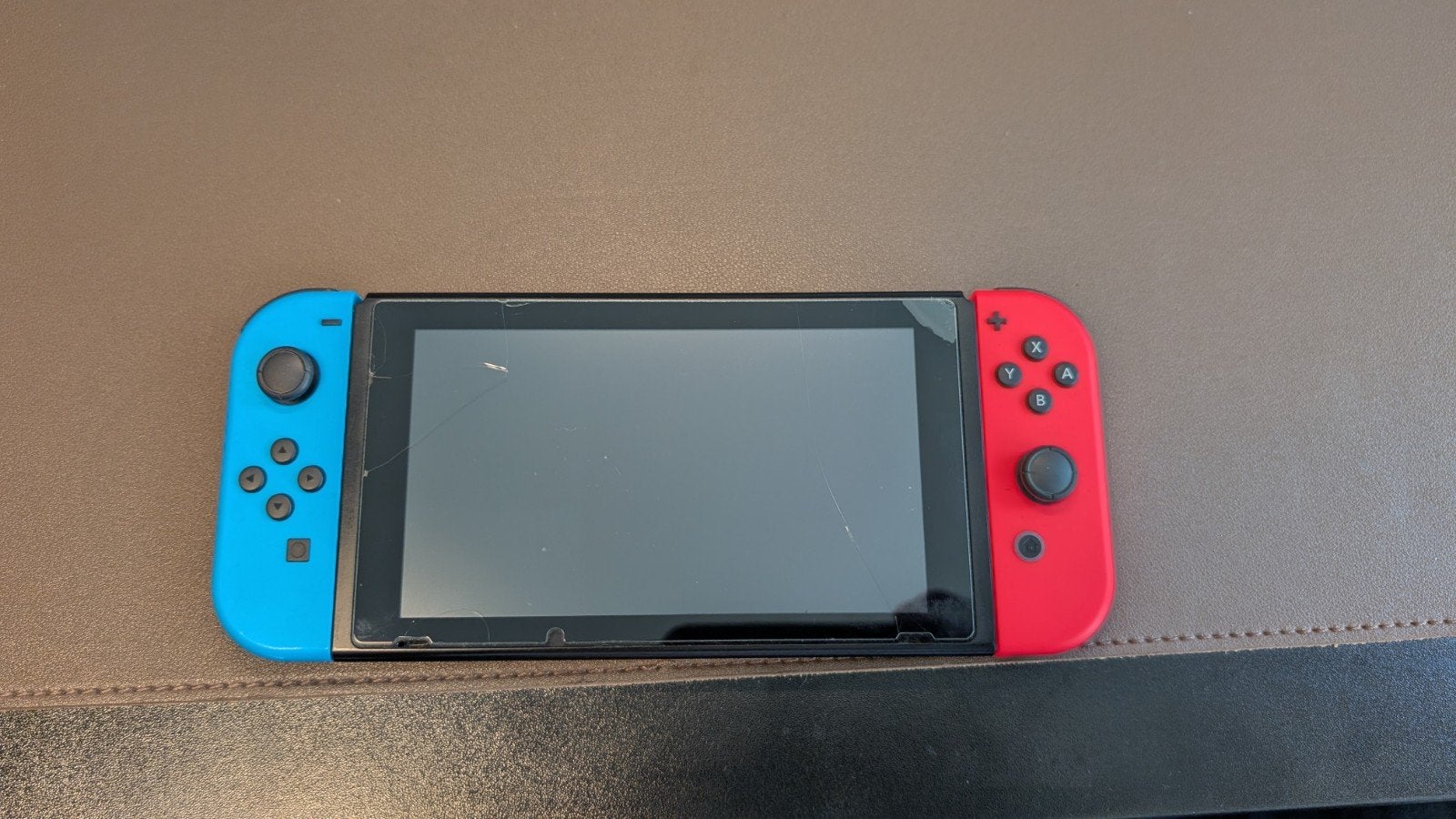 Nintendo Switch (2019 Upgrade) met extra controller en games, Spelcomputers en Games, Spelcomputers | Nintendo Switch, Gebruikt