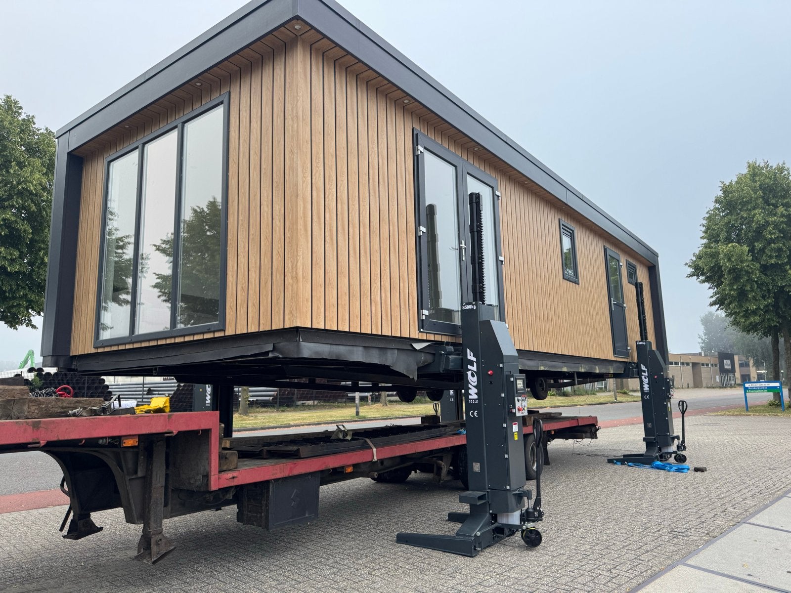 Jong hebruikte set mobiele hefkolommen busliften 8500 kg, Ophalen, Paderbornstraat 1, Info@wolftools.nl, Wolf Tools