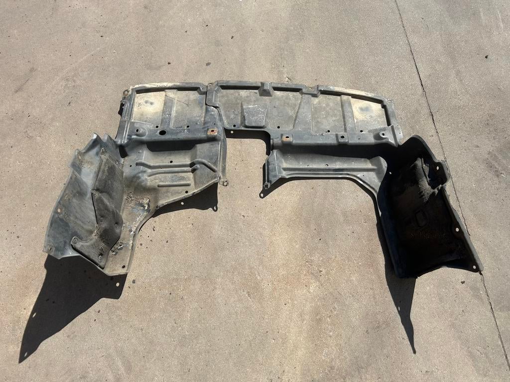 Toyota Corolla E12 Bodemplaten en wielkuipen set, Auto-onderdelen, Ophalen, Gebruikt, Voor, Toyota