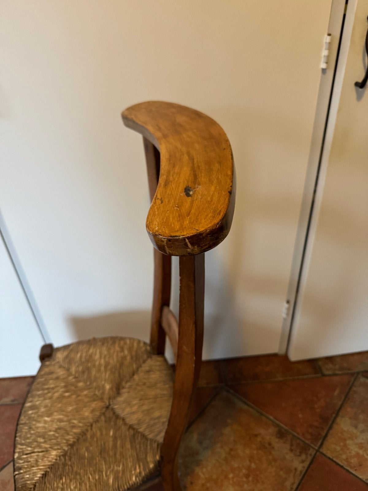 Antieke bidstoel met rieten zitting €5, Antiek en Kunst, Ophalen