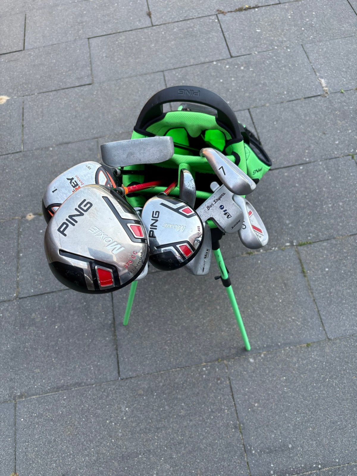 Complete PING Moxie golfset met Ping Prodi G  tas voor jeugd