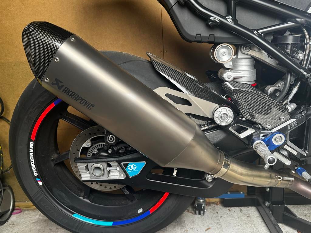 Akrapovic sport uitlaat demper s1000rr k67, Motoren, Ophalen of Verzenden, Gebruikt