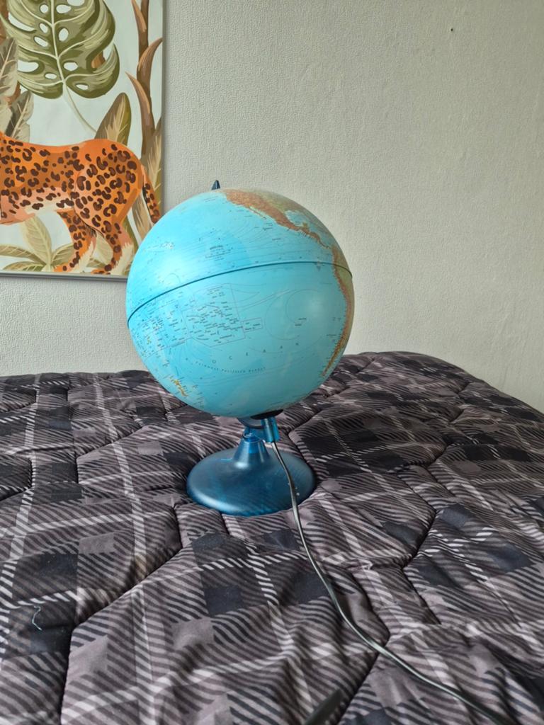 Wereldbol met licht, Ophalen of Verzenden