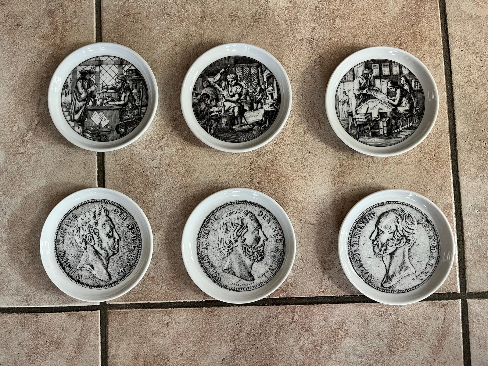 Set van 6 Mosa Maastricht Raiffeisenbank sierschoteltjes, Ophalen of Verzenden