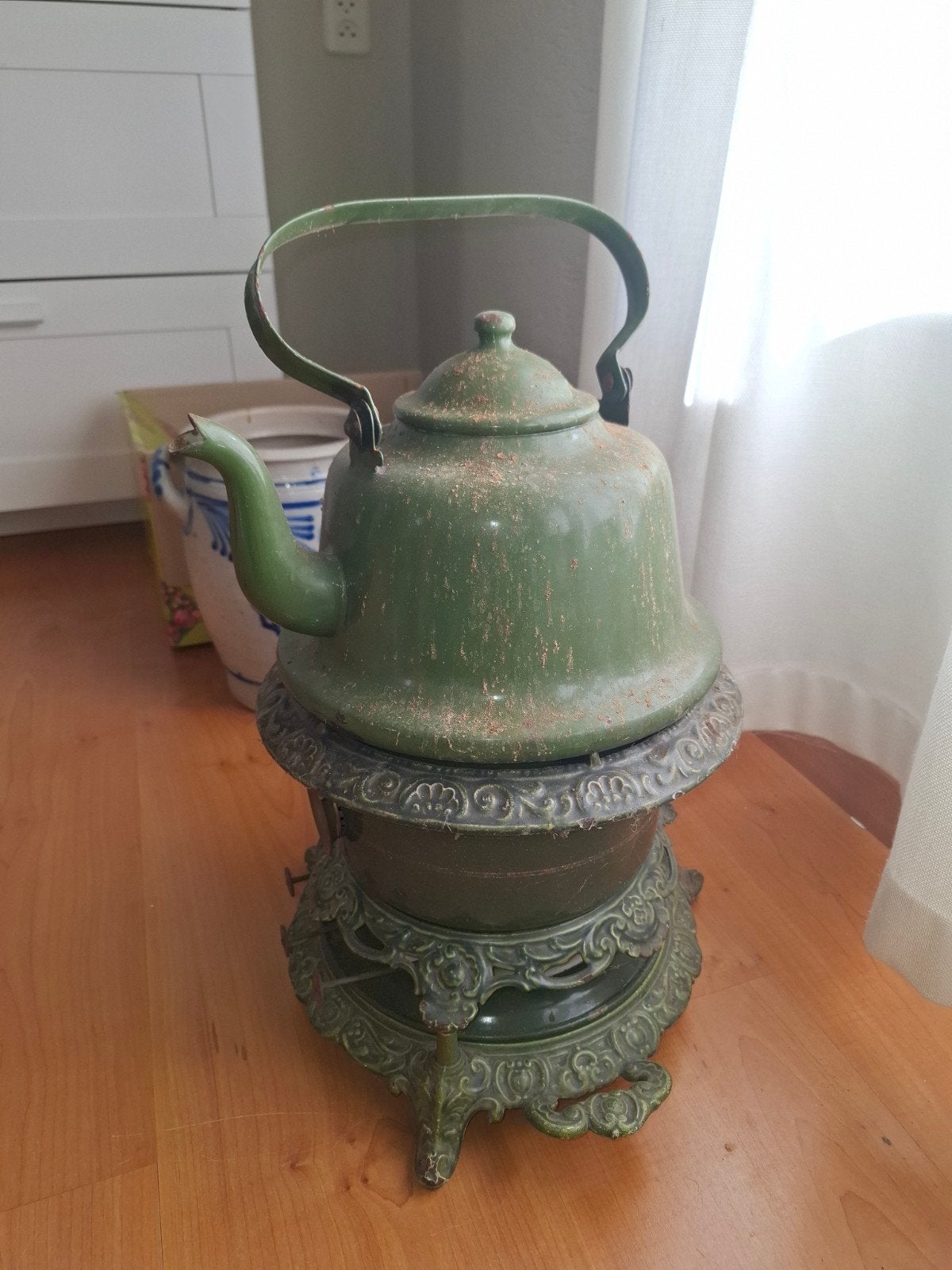 Antiek Groen Geëmailleerd Petroleumstel met Fluitketel, Antiek en Kunst, Ophalen of Verzenden