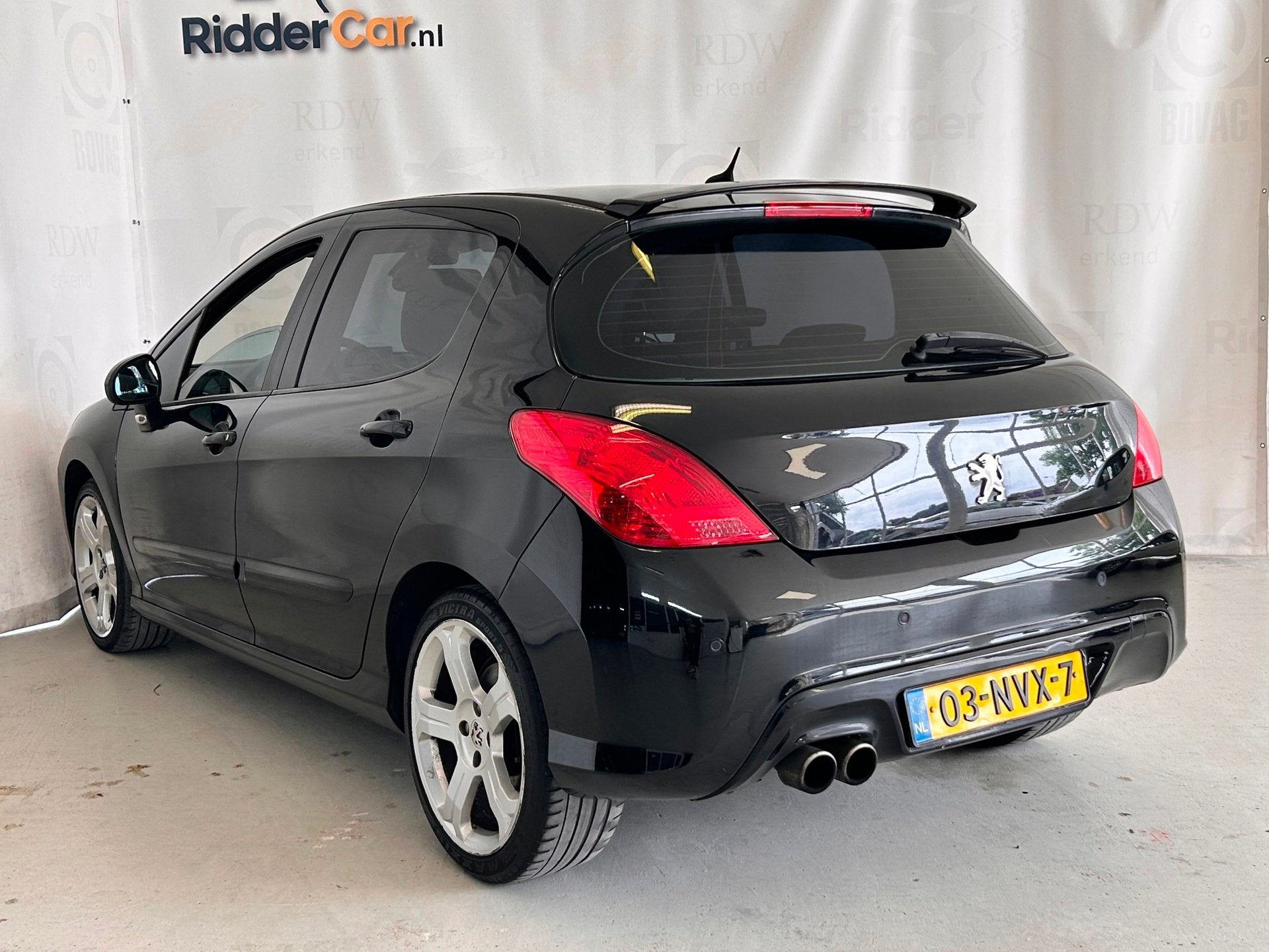 Peugeot 308 1.6 THP GTi|NAP|PARK SENS|PANO|AIRCO|ELEK RAMEN|, Auto's, Peugeot, Voorwielaandrijving, Gebruikt, 4 cilinders, Leder en Stof