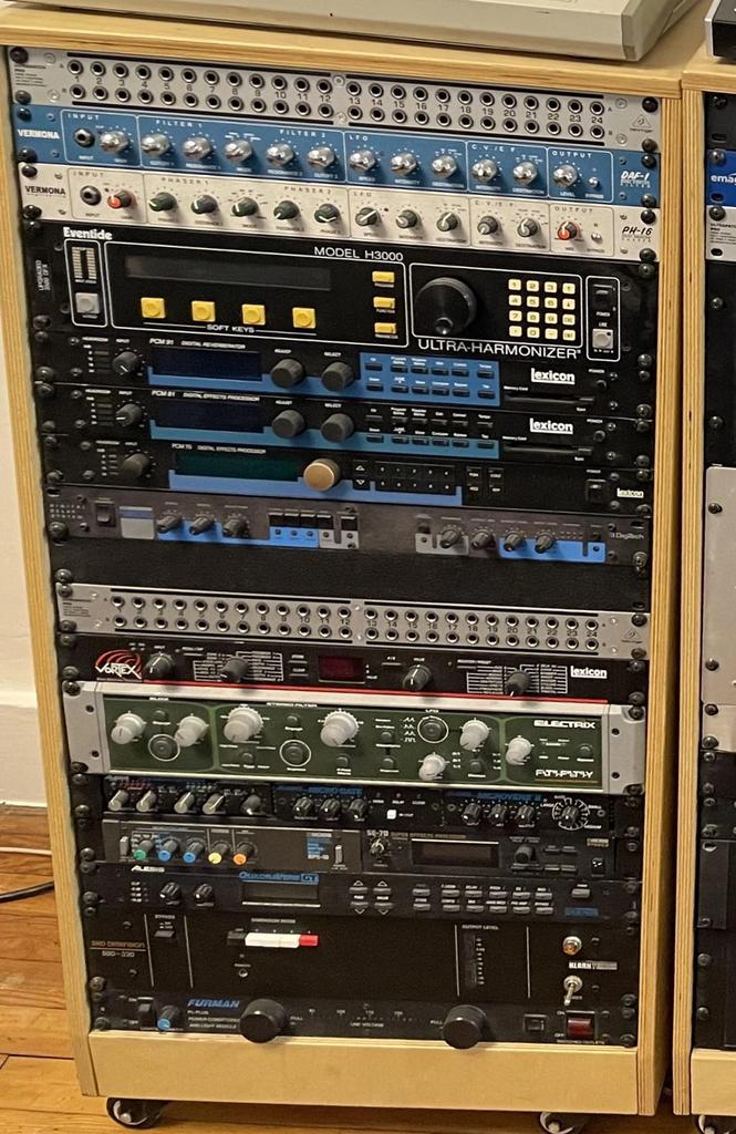 GEZOCHT, 19 inch effects (mag ook defect), Ophalen, Gebruikt, Audio