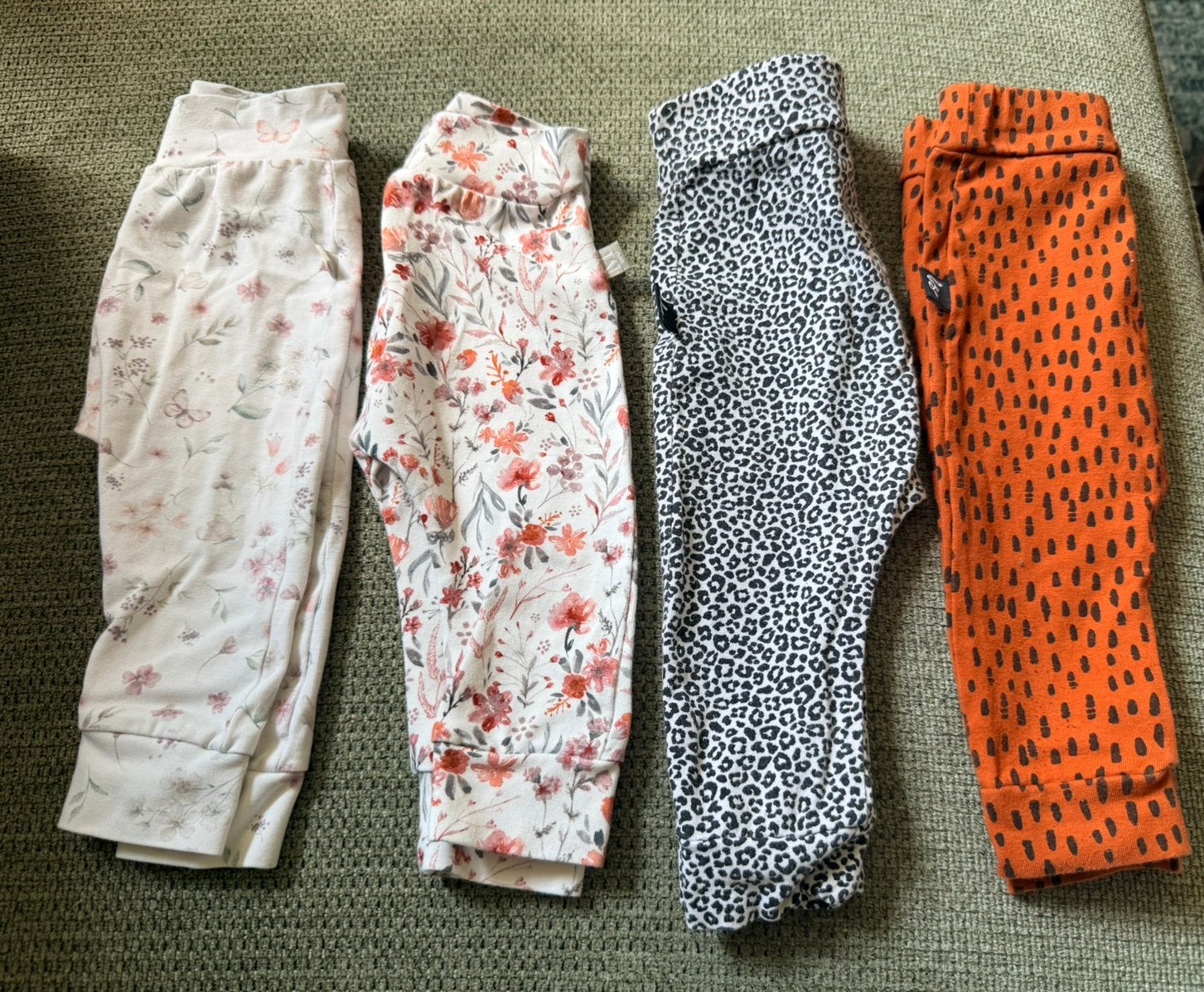 Moms & Mini's en Babystyling broekjes maat 62, Ophalen of Verzenden, Zo goed als nieuw, Meisje, Broekje