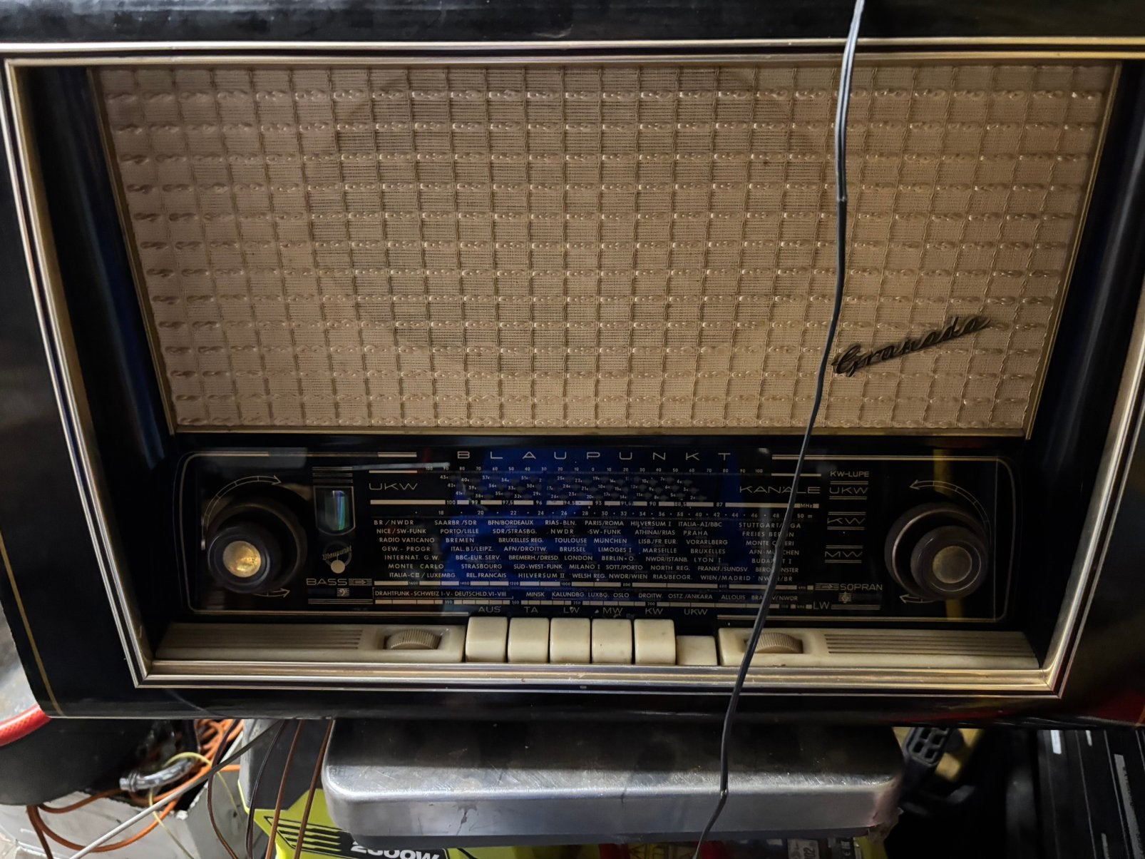 Buis radio blauwpunt werkend, Ophalen