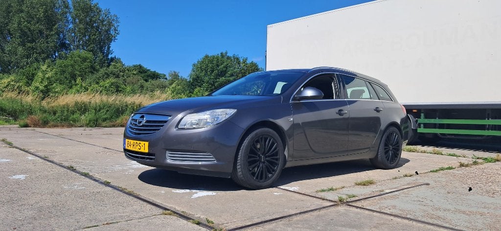 Opel Insignia 1.6 Turbo 132KW Sports Tourer nieuwe apk!! <--, Auto's, Stof, 4 cilinders, 179 pk, Origineel Nederlands