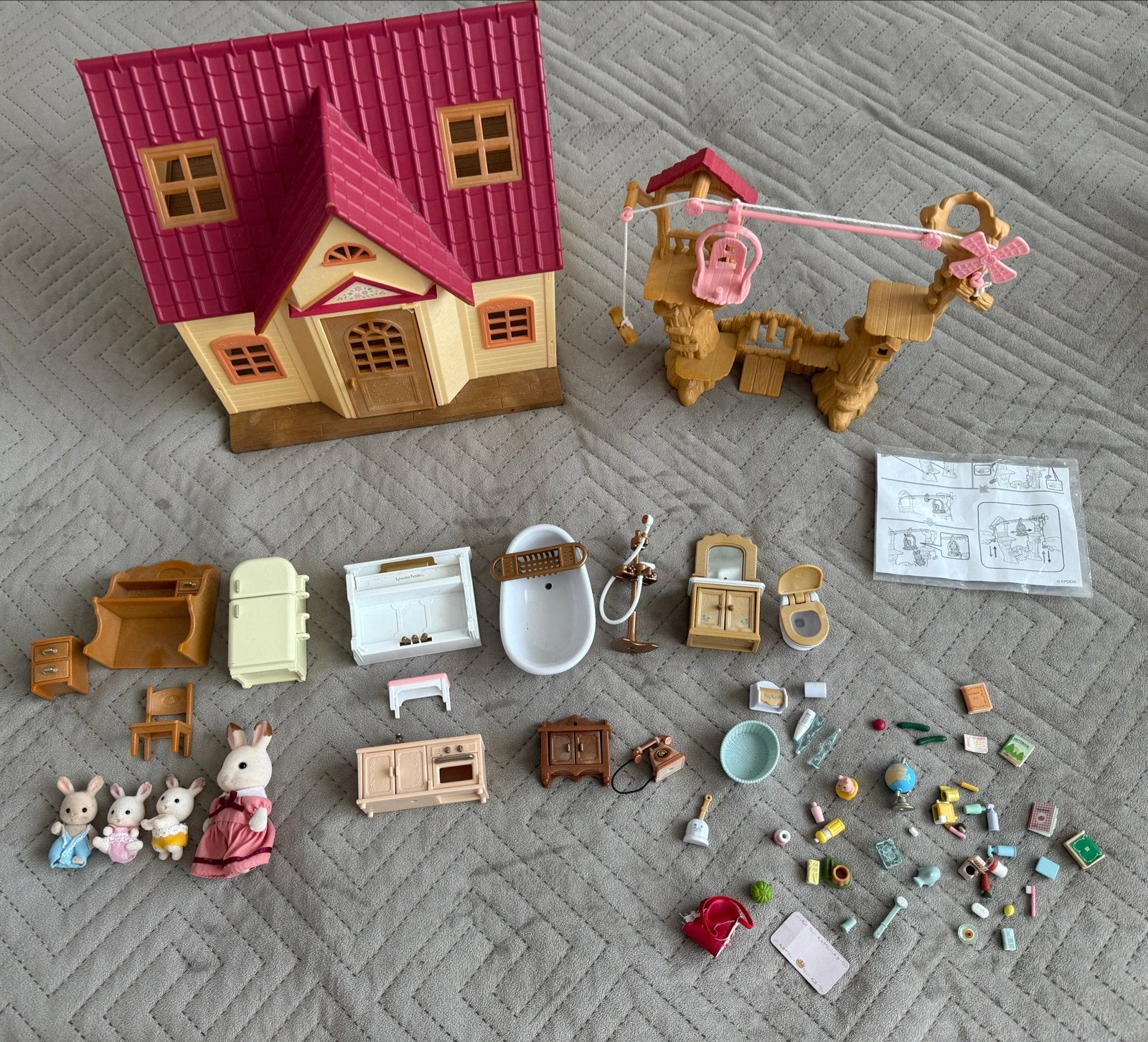 Sylvanian Families Huis met Meubels en Konijnenfamilie, Ophalen, Gebruikt, Meisje