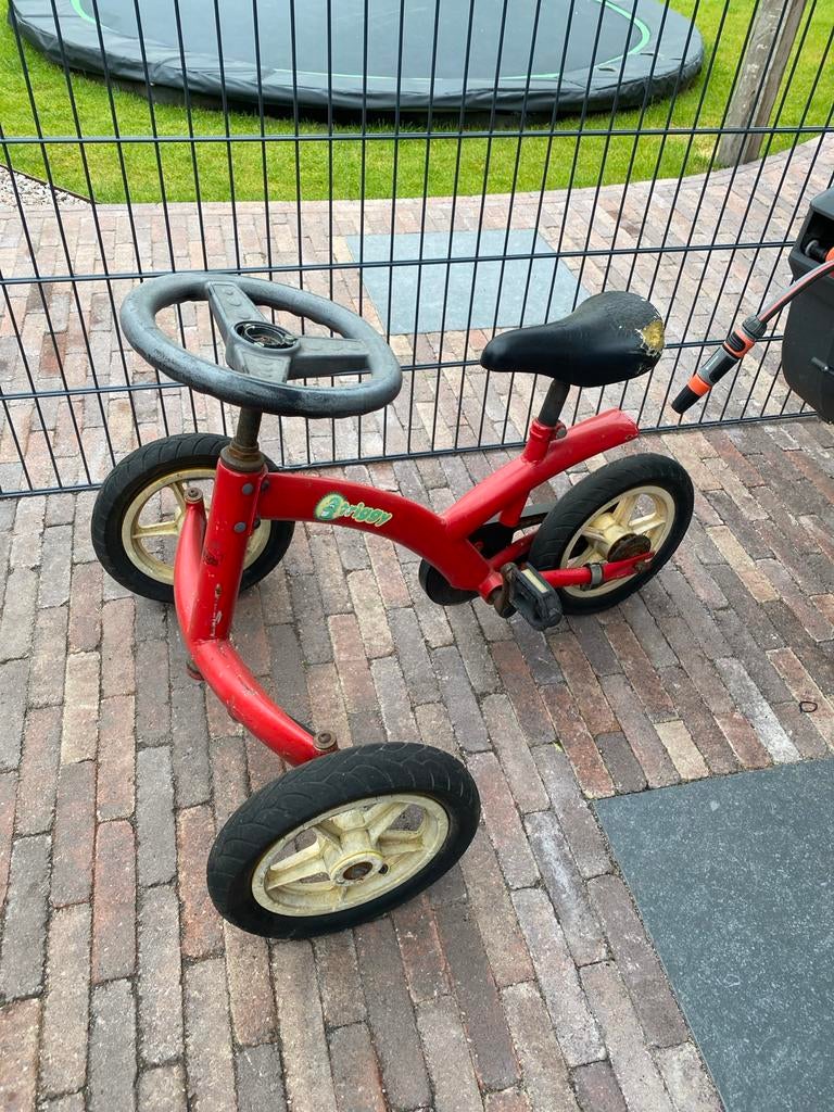 Triggy driewieler 2 lekke/of slappe banden, Ophalen, Gebruikt